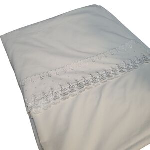 Cream Embroidered Floral Scalloped Eyelet Flatsheet 62 X 96